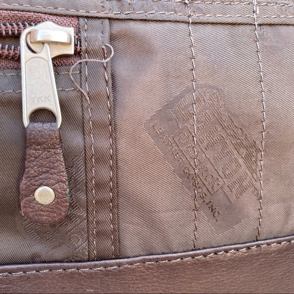 Canyon Outback Leather Goods Dark Brown Expandable Messenger Bag “ACN” debossed - Picture 8 of 14